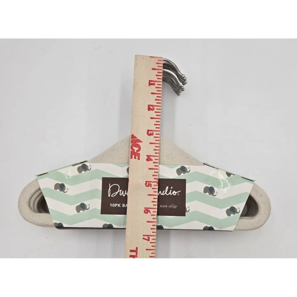 Dwell‎ Studios Baby Hanger 10 pk NON SLIP Beige, Off White Elephant